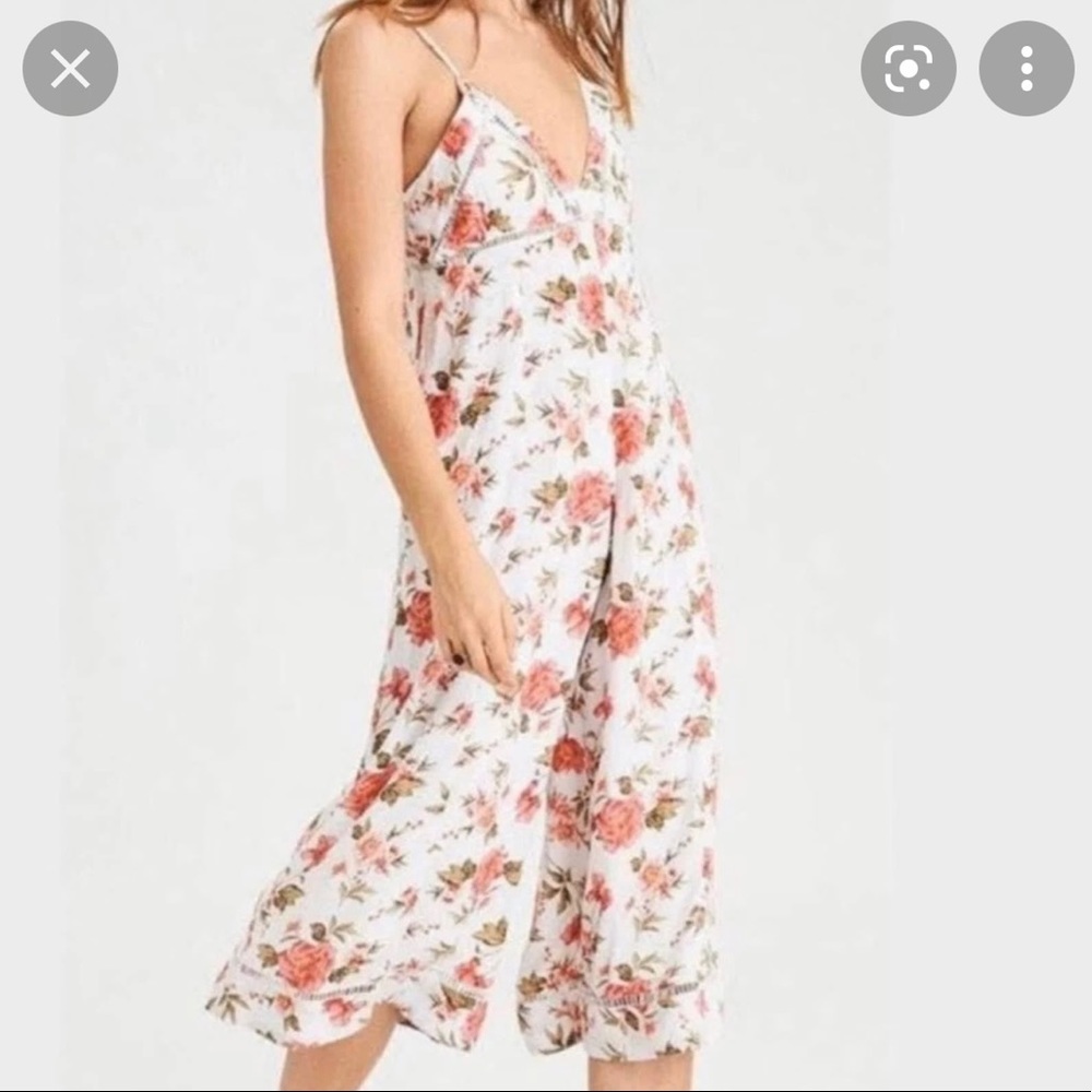 American Eagle Pink, White, and green Floral Jumpsuit Sz 4